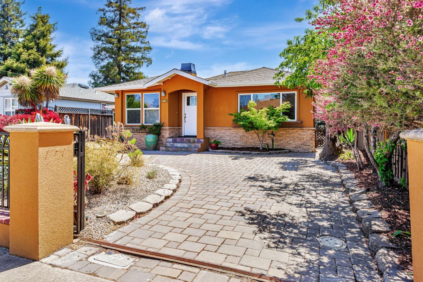 Detail Gallery Image 32 of 35 For 824 8th Ave, Redwood City,  CA 94063 - 3 Beds | 2 Baths