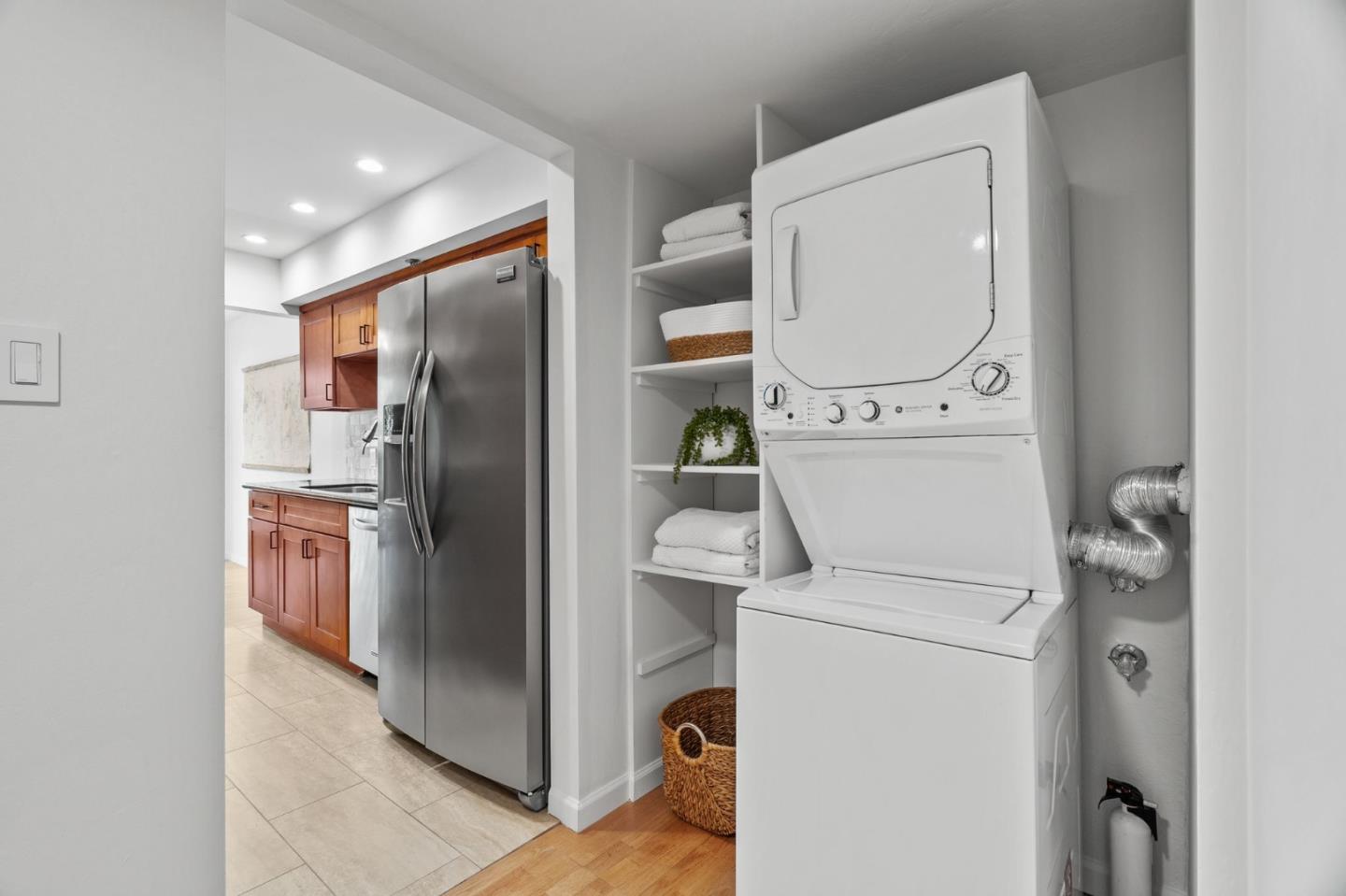 Detail Gallery Image 17 of 18 For 320 Palo Alto Ave #F1,  Palo Alto,  CA 94301 - 1 Beds | 1 Baths