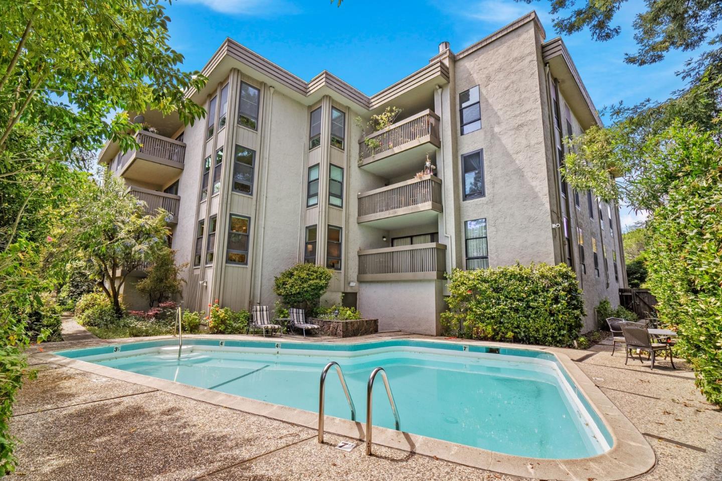 Detail Gallery Image 18 of 18 For 320 Palo Alto Ave #F1,  Palo Alto,  CA 94301 - 1 Beds | 1 Baths