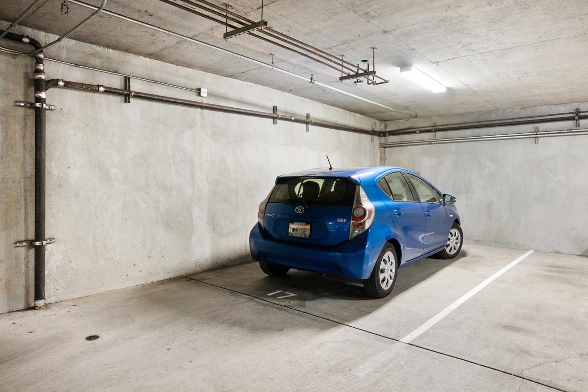 Detail Gallery Image 34 of 39 For 550 El Camino Real #302,  Burlingame,  CA 94010 - 2 Beds | 2 Baths