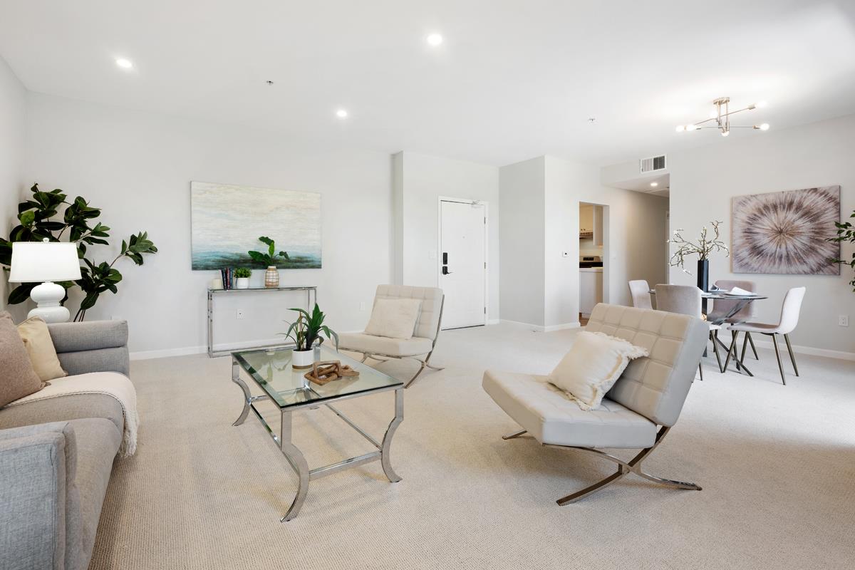 Detail Gallery Image 4 of 39 For 550 El Camino Real #302,  Burlingame,  CA 94010 - 2 Beds | 2 Baths