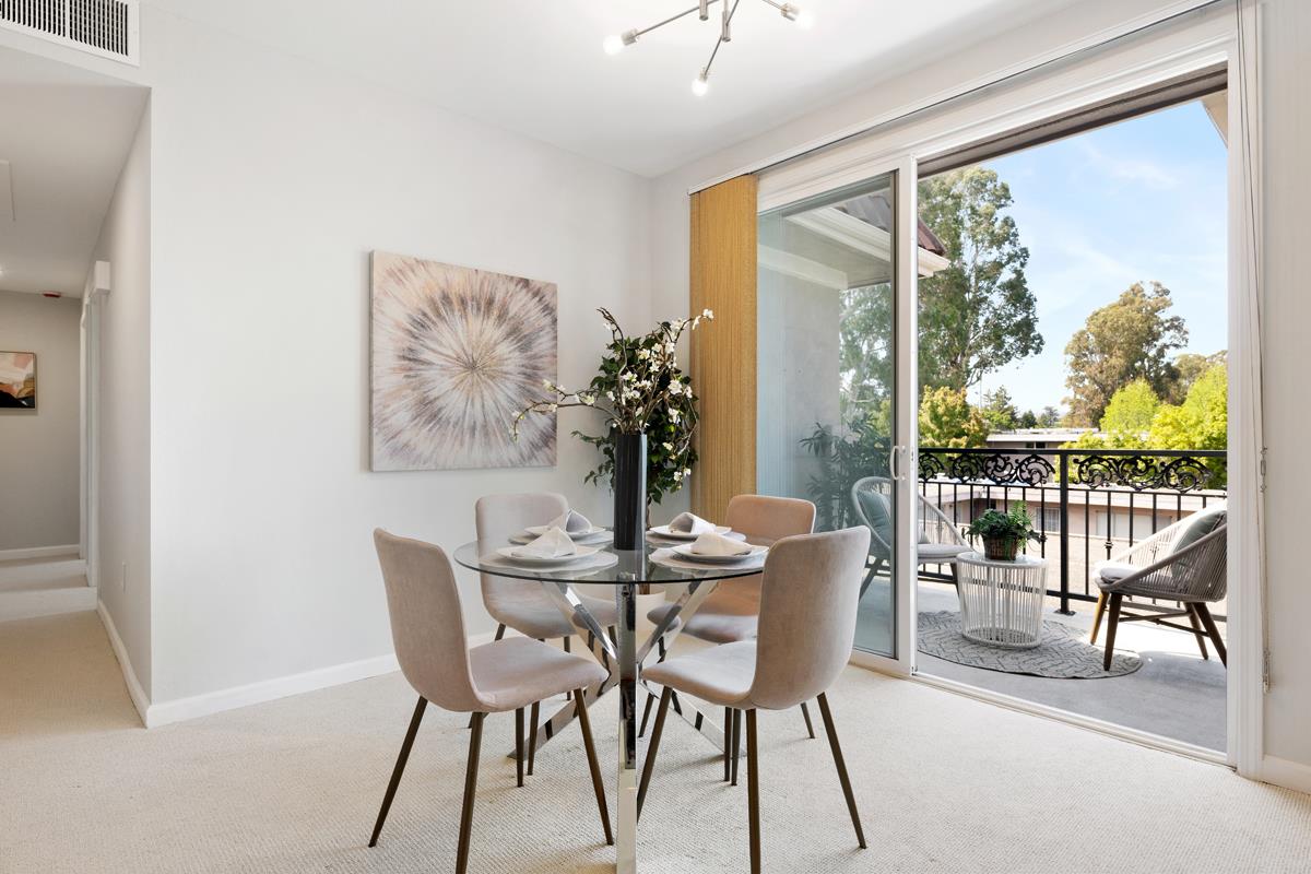 Detail Gallery Image 5 of 39 For 550 El Camino Real #302,  Burlingame,  CA 94010 - 2 Beds | 2 Baths