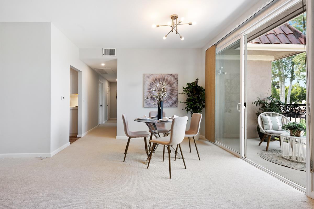 Detail Gallery Image 6 of 39 For 550 El Camino Real #302,  Burlingame,  CA 94010 - 2 Beds | 2 Baths