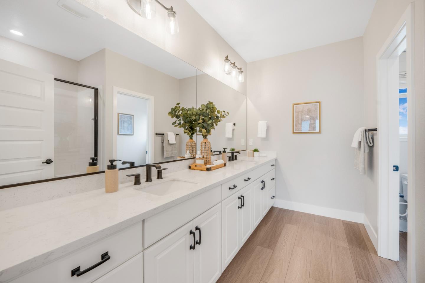 Detail Gallery Image 18 of 44 For 6823 Vector Ct, San Jose,  CA 95119 - 3 Beds | 3 Baths