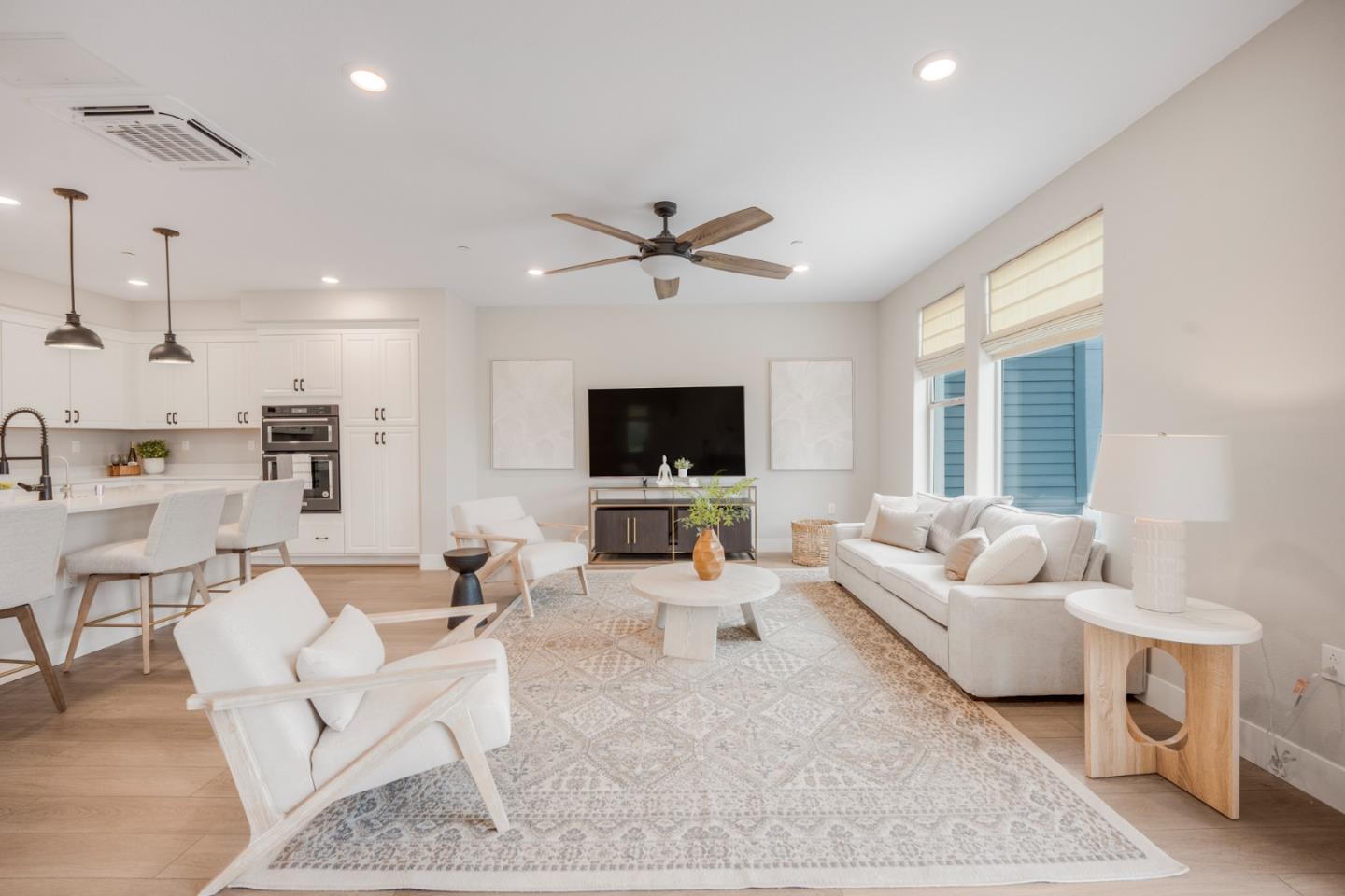 Detail Gallery Image 9 of 44 For 6823 Vector Ct, San Jose,  CA 95119 - 3 Beds | 3 Baths