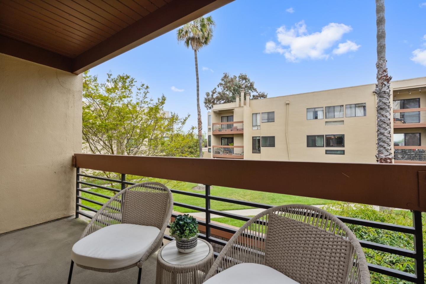Detail Gallery Image 8 of 47 For 918 Beach Park Blvd #53,  Foster City,  CA 94404 - 2 Beds | 2 Baths