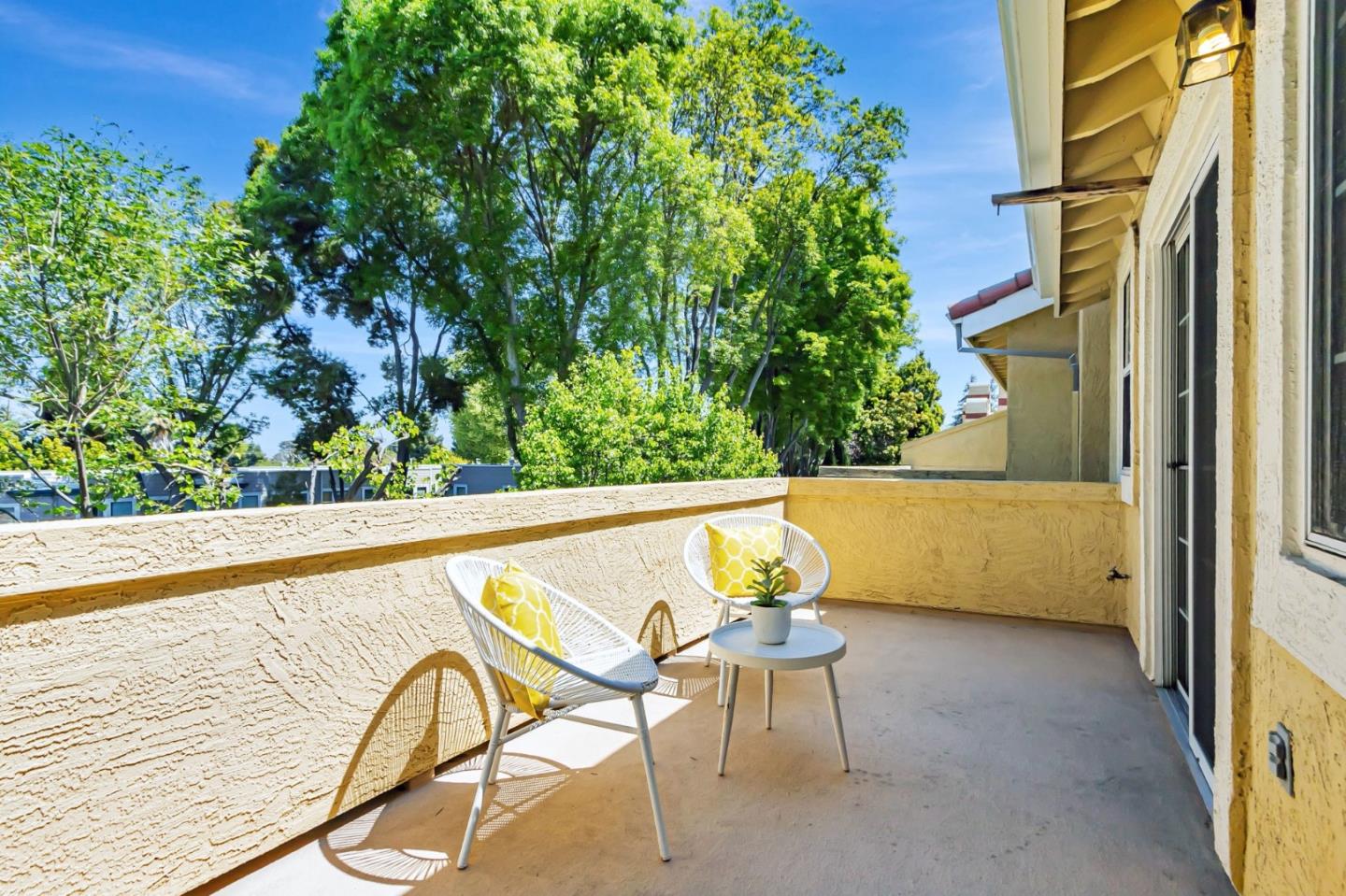 Detail Gallery Image 26 of 45 For 10 Tyrella Ct, Mountain View,  CA 94043 - 3 Beds | 2/1 Baths