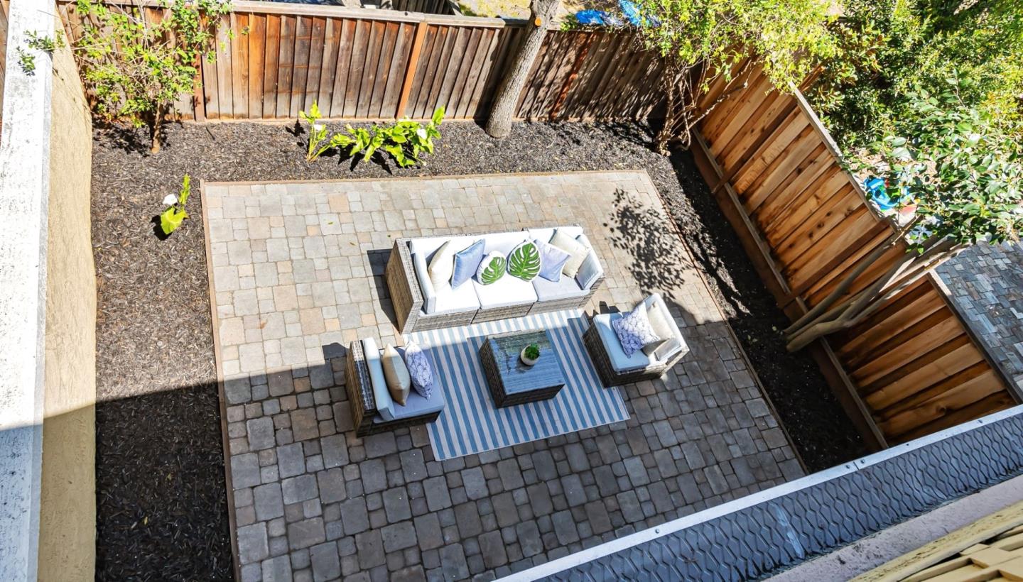Detail Gallery Image 37 of 45 For 10 Tyrella Ct, Mountain View,  CA 94043 - 3 Beds | 2/1 Baths