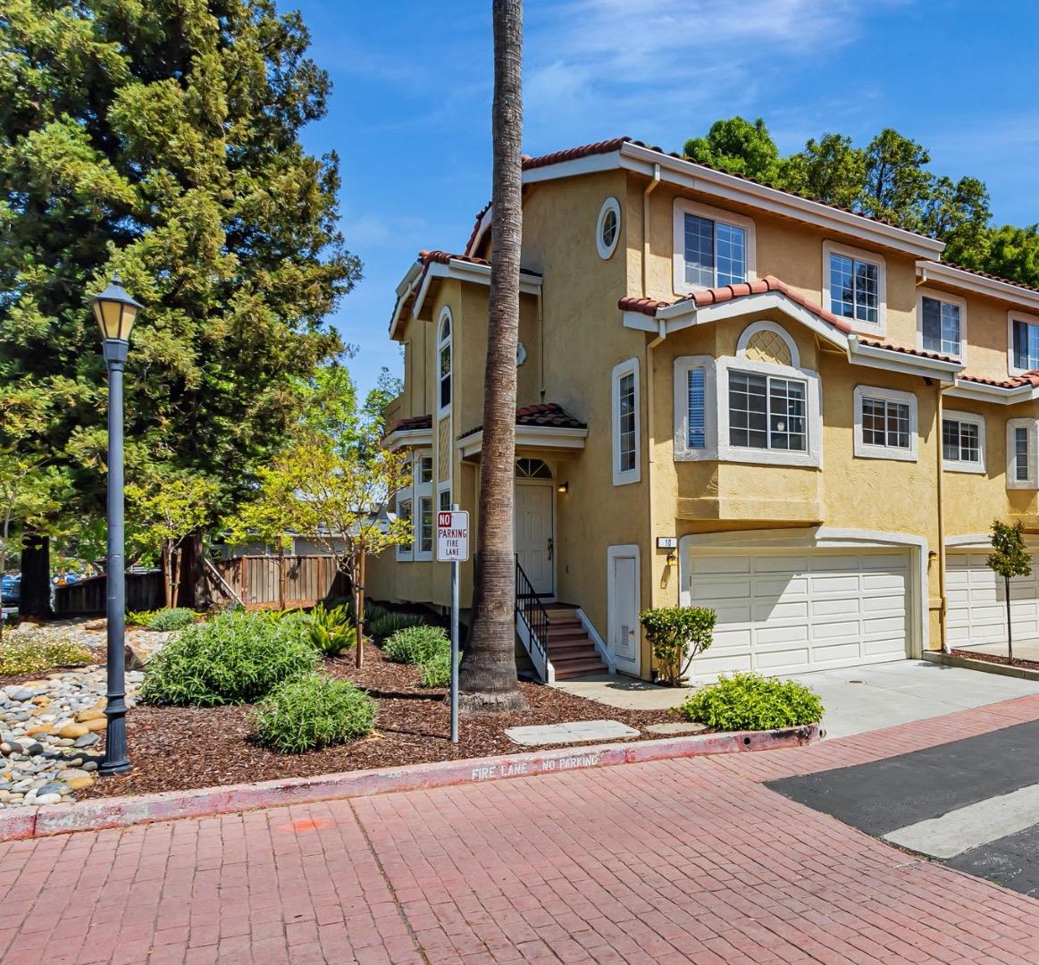 Detail Gallery Image 41 of 45 For 10 Tyrella Ct, Mountain View,  CA 94043 - 3 Beds | 2/1 Baths