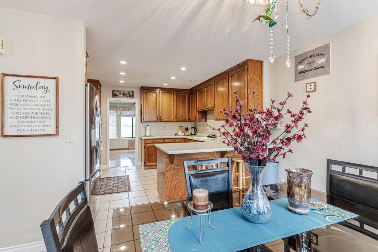 Detail Gallery Image 12 of 20 For 745 Helen Dr, Hollister,  CA 95023 - 2 Beds | 2/1 Baths