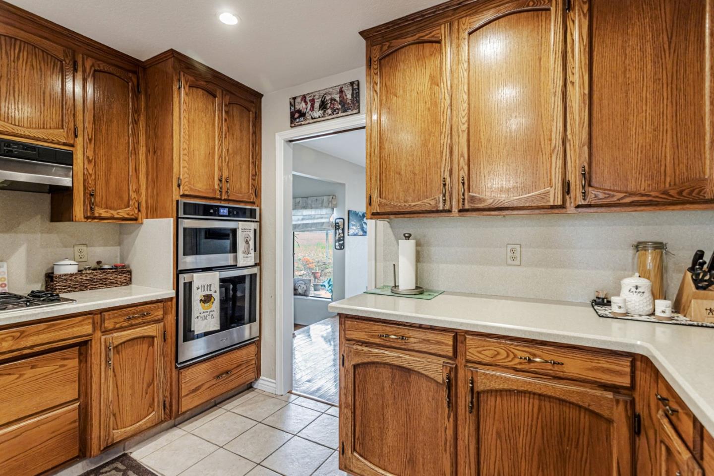 Detail Gallery Image 9 of 20 For 745 Helen Dr, Hollister,  CA 95023 - 2 Beds | 2/1 Baths