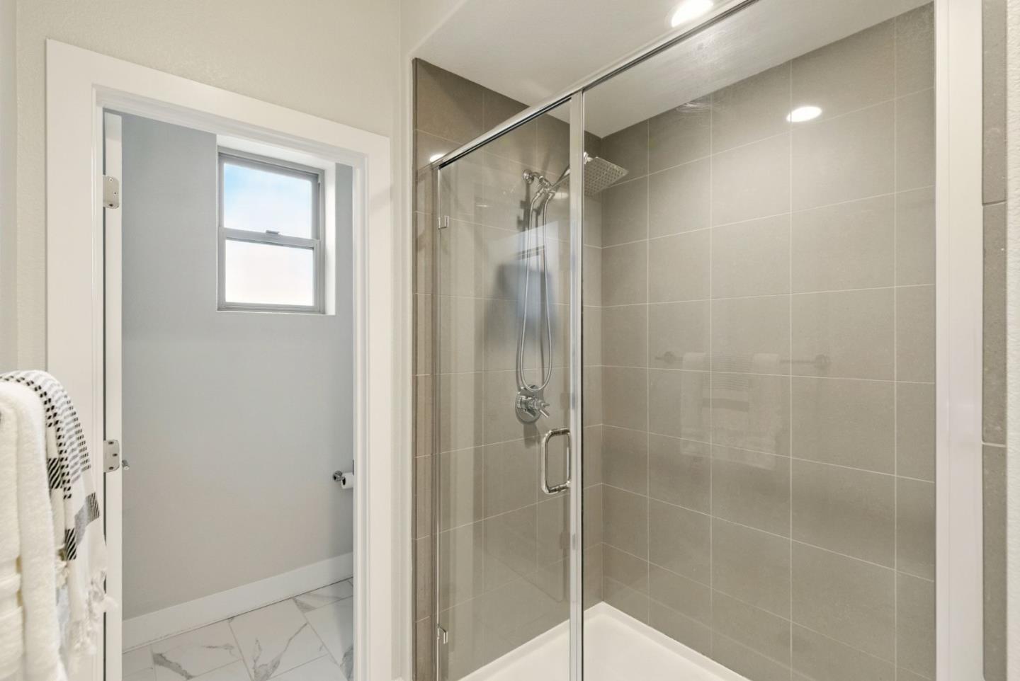 Detail Gallery Image 19 of 47 For 1719 Houret Ct, Milpitas,  CA 95035 - 3 Beds | 3/1 Baths