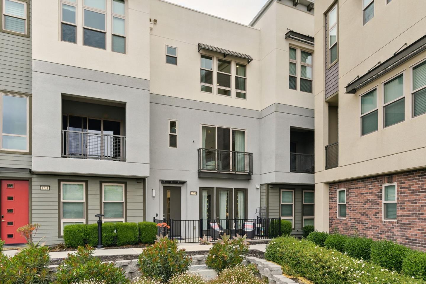 Detail Gallery Image 31 of 47 For 1719 Houret Ct, Milpitas,  CA 95035 - 3 Beds | 3/1 Baths