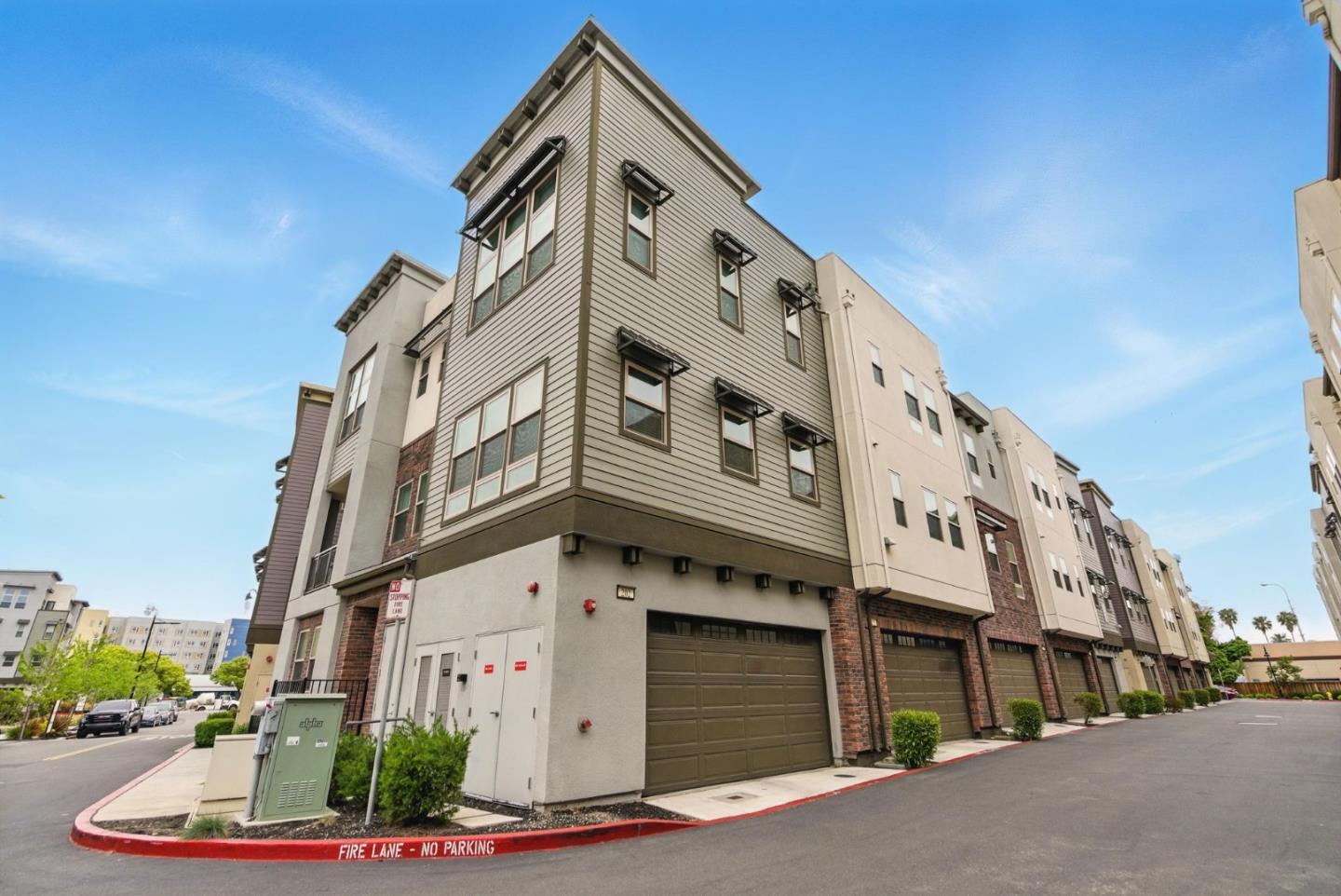 Detail Gallery Image 33 of 47 For 1719 Houret Ct, Milpitas,  CA 95035 - 3 Beds | 3/1 Baths