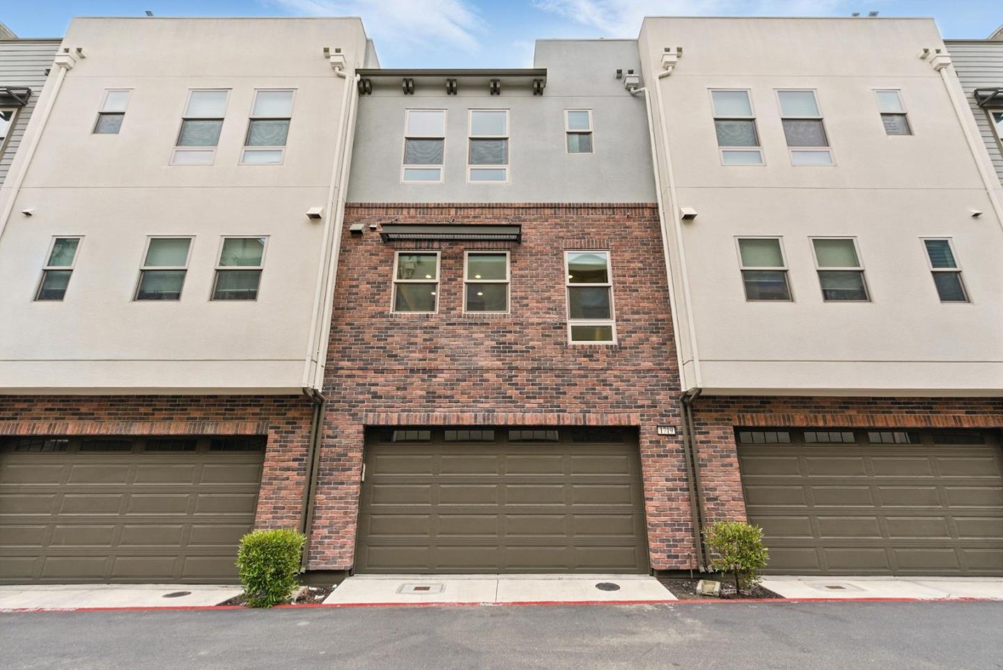 Detail Gallery Image 35 of 47 For 1719 Houret Ct, Milpitas,  CA 95035 - 3 Beds | 3/1 Baths