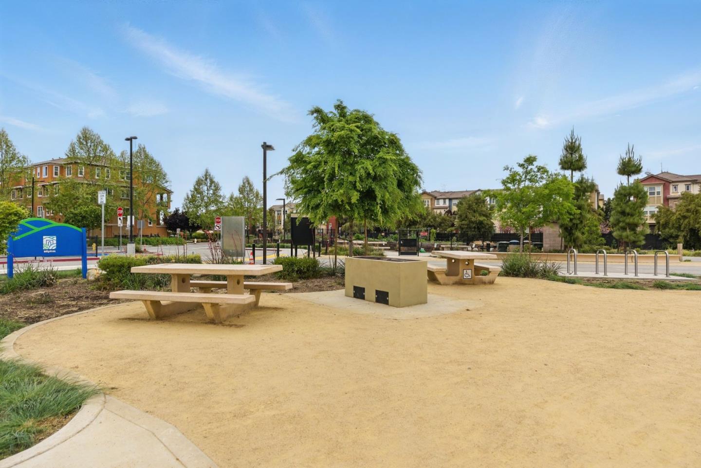 Detail Gallery Image 39 of 47 For 1719 Houret Ct, Milpitas,  CA 95035 - 3 Beds | 3/1 Baths