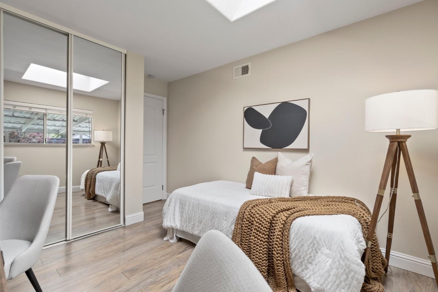 Detail Gallery Image 22 of 33 For 654 Whitethorne Dr, Campbell,  CA 95008 - 3 Beds | 2 Baths