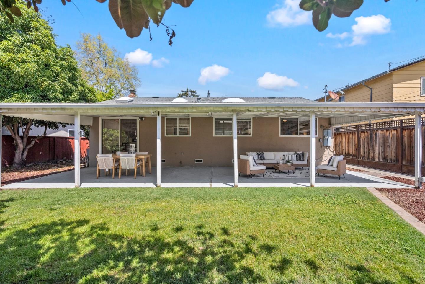 Detail Gallery Image 29 of 33 For 654 Whitethorne Dr, Campbell,  CA 95008 - 3 Beds | 2 Baths