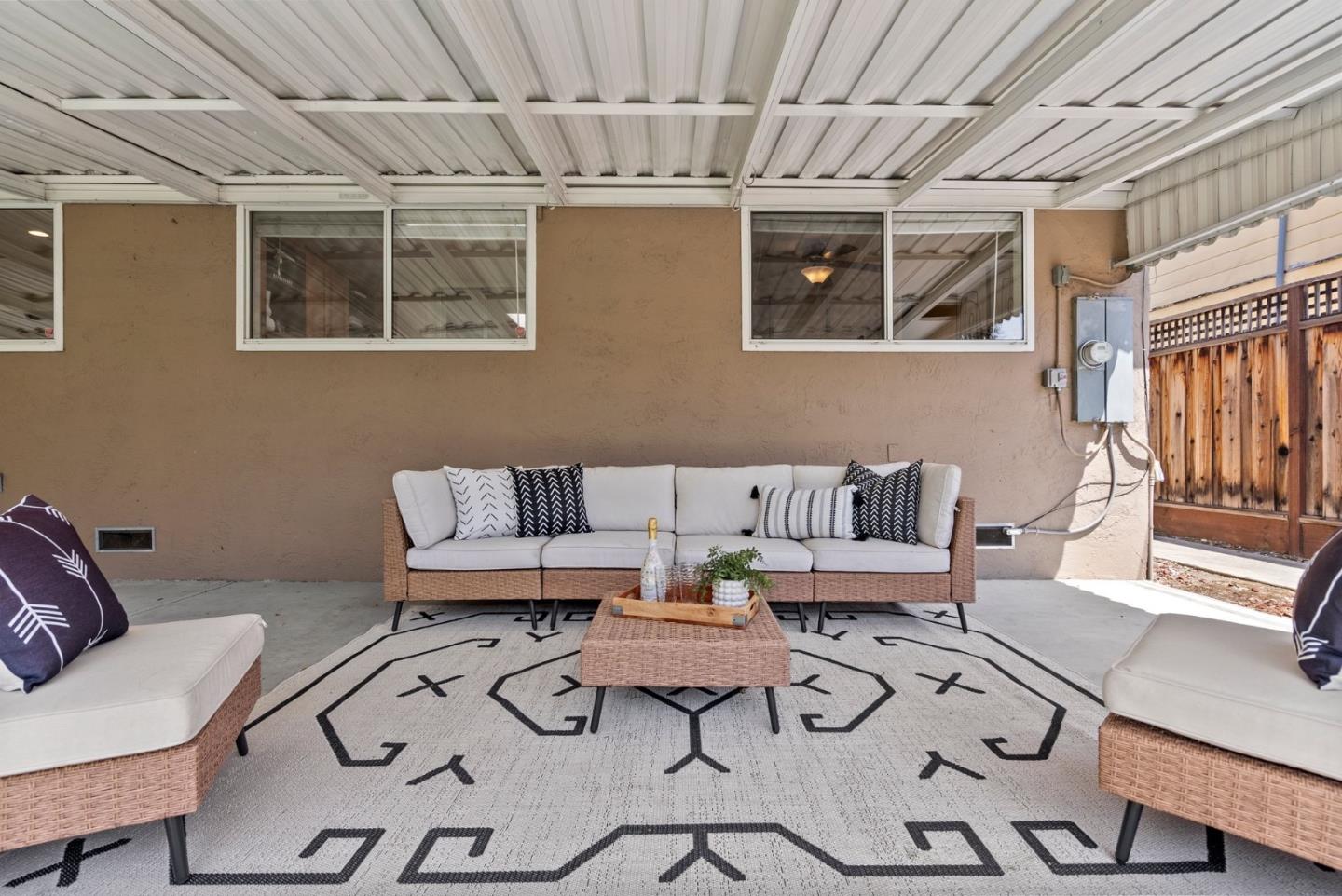 Detail Gallery Image 31 of 33 For 654 Whitethorne Dr, Campbell,  CA 95008 - 3 Beds | 2 Baths