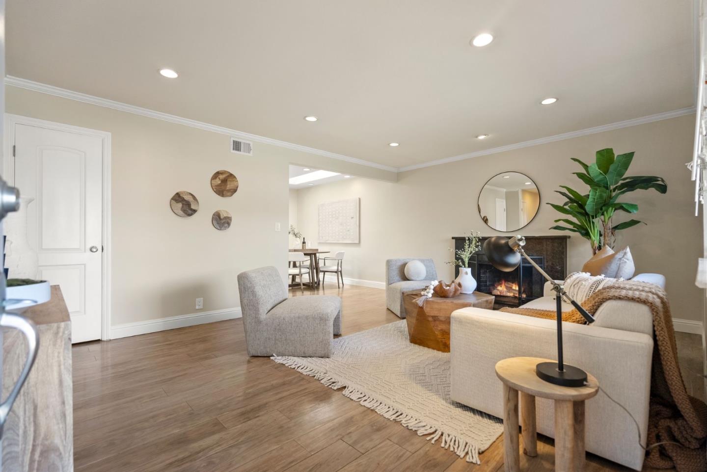 Detail Gallery Image 7 of 33 For 654 Whitethorne Dr, Campbell,  CA 95008 - 3 Beds | 2 Baths
