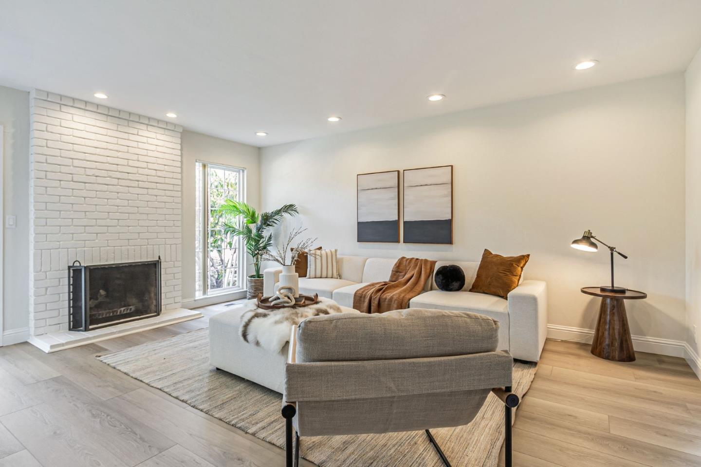 Detail Gallery Image 12 of 50 For 743 Silver Pine Ct, Sunnyvale,  CA 94086 - 5 Beds | 2/1 Baths