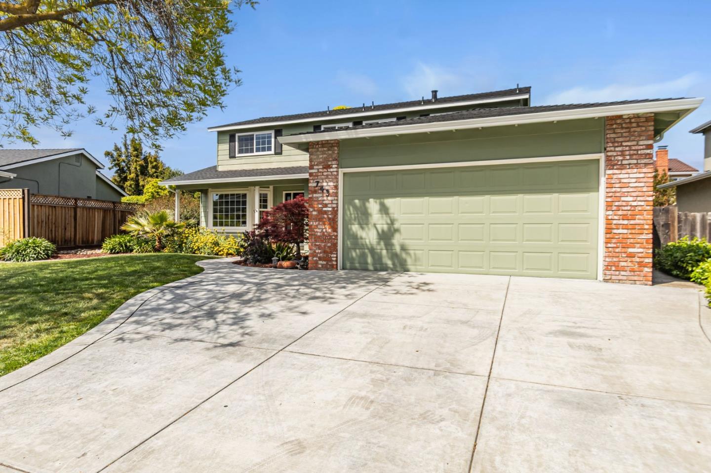 Detail Gallery Image 2 of 50 For 743 Silver Pine Ct, Sunnyvale,  CA 94086 - 5 Beds | 2/1 Baths