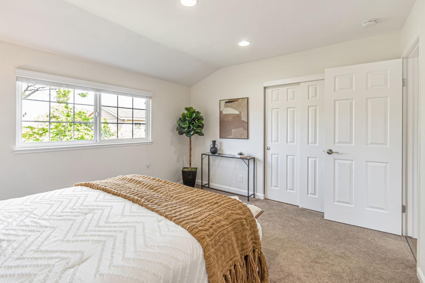 Detail Gallery Image 33 of 50 For 743 Silver Pine Ct, Sunnyvale,  CA 94086 - 5 Beds | 2/1 Baths