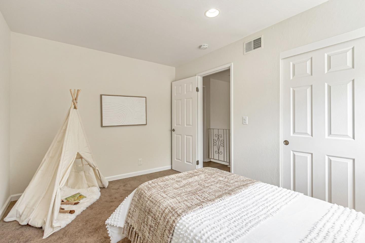 Detail Gallery Image 36 of 50 For 743 Silver Pine Ct, Sunnyvale,  CA 94086 - 5 Beds | 2/1 Baths