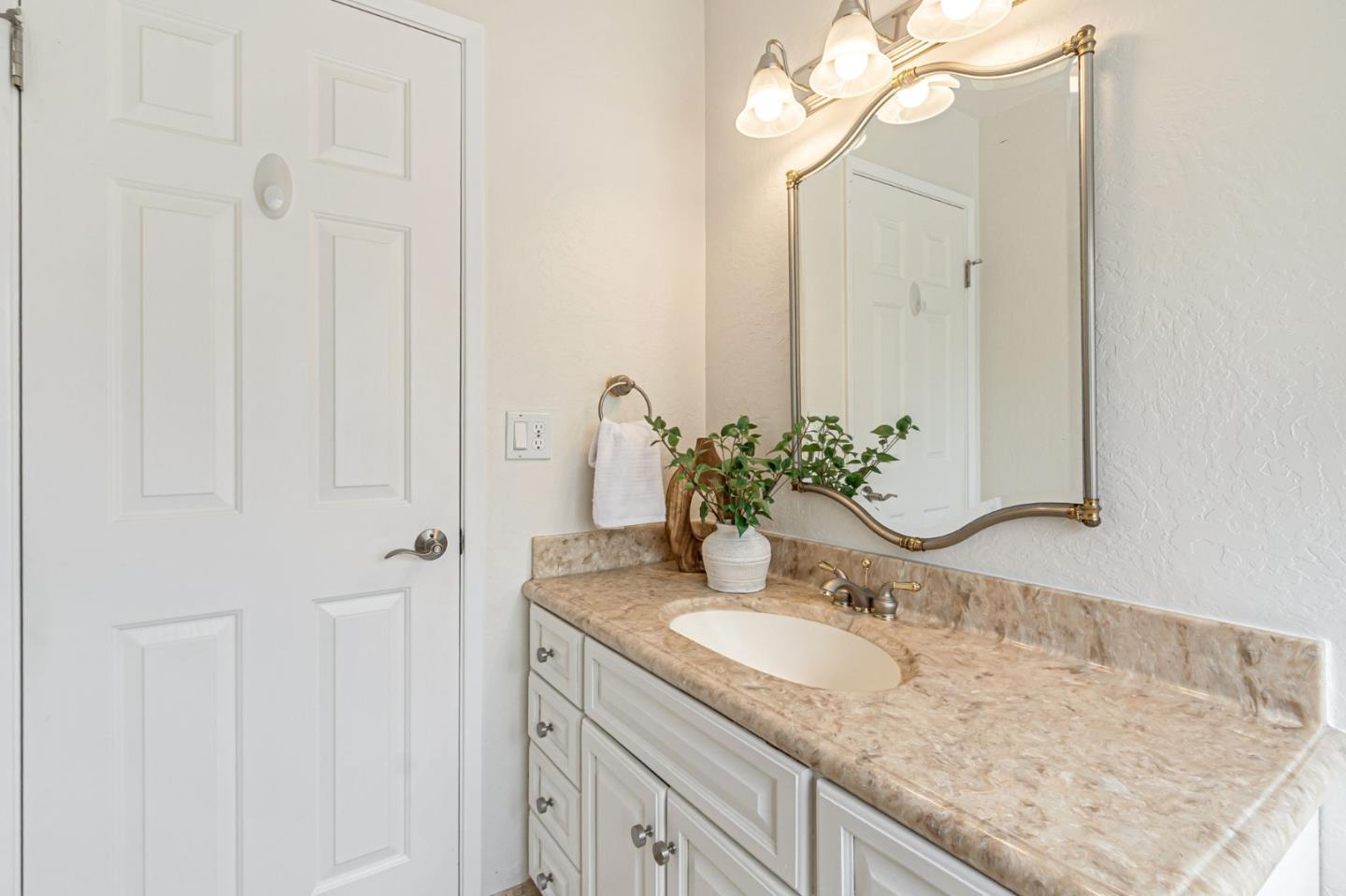 Detail Gallery Image 41 of 50 For 743 Silver Pine Ct, Sunnyvale,  CA 94086 - 5 Beds | 2/1 Baths