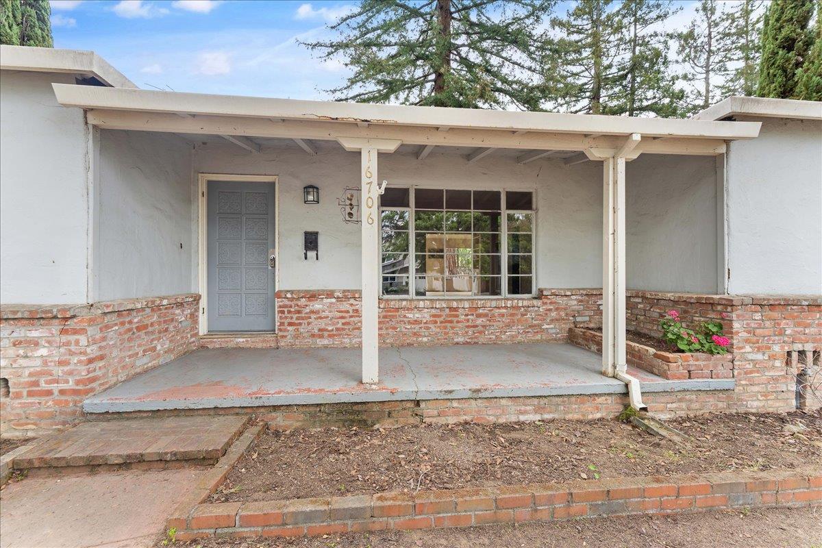 Detail Gallery Image 10 of 36 For 16706 Littlefield Ln, Los Gatos,  CA 95032 - 2 Beds | 1 Baths