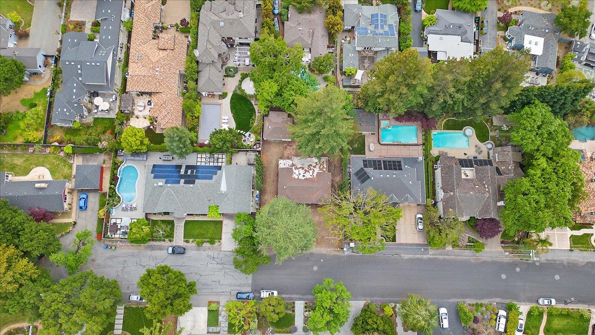Detail Gallery Image 33 of 36 For 16706 Littlefield Ln, Los Gatos,  CA 95032 - 2 Beds | 1 Baths