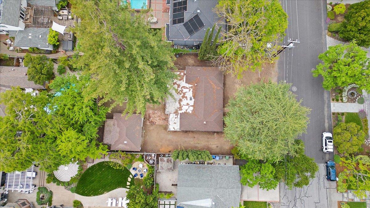 Detail Gallery Image 5 of 36 For 16706 Littlefield Ln, Los Gatos,  CA 95032 - 2 Beds | 1 Baths