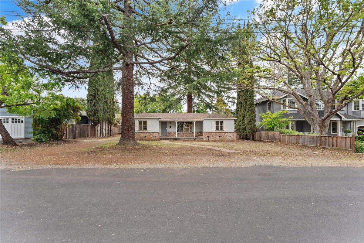 Detail Gallery Image 7 of 36 For 16706 Littlefield Ln, Los Gatos,  CA 95032 - 2 Beds | 1 Baths