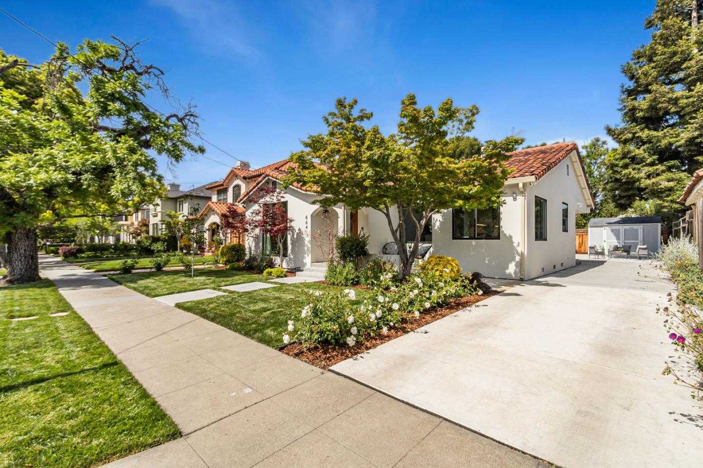 Detail Gallery Image 2 of 56 For 664 Chapman St, San Jose,  CA 95126 - 3 Beds | 2 Baths