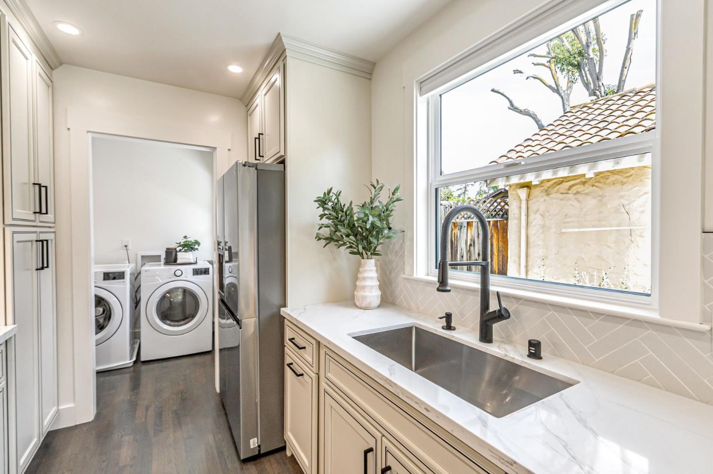 Detail Gallery Image 23 of 56 For 664 Chapman St, San Jose,  CA 95126 - 3 Beds | 2 Baths
