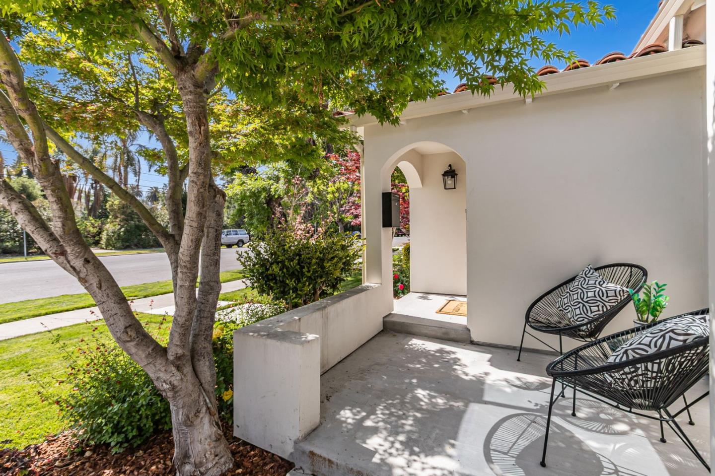 Detail Gallery Image 4 of 56 For 664 Chapman St, San Jose,  CA 95126 - 3 Beds | 2 Baths