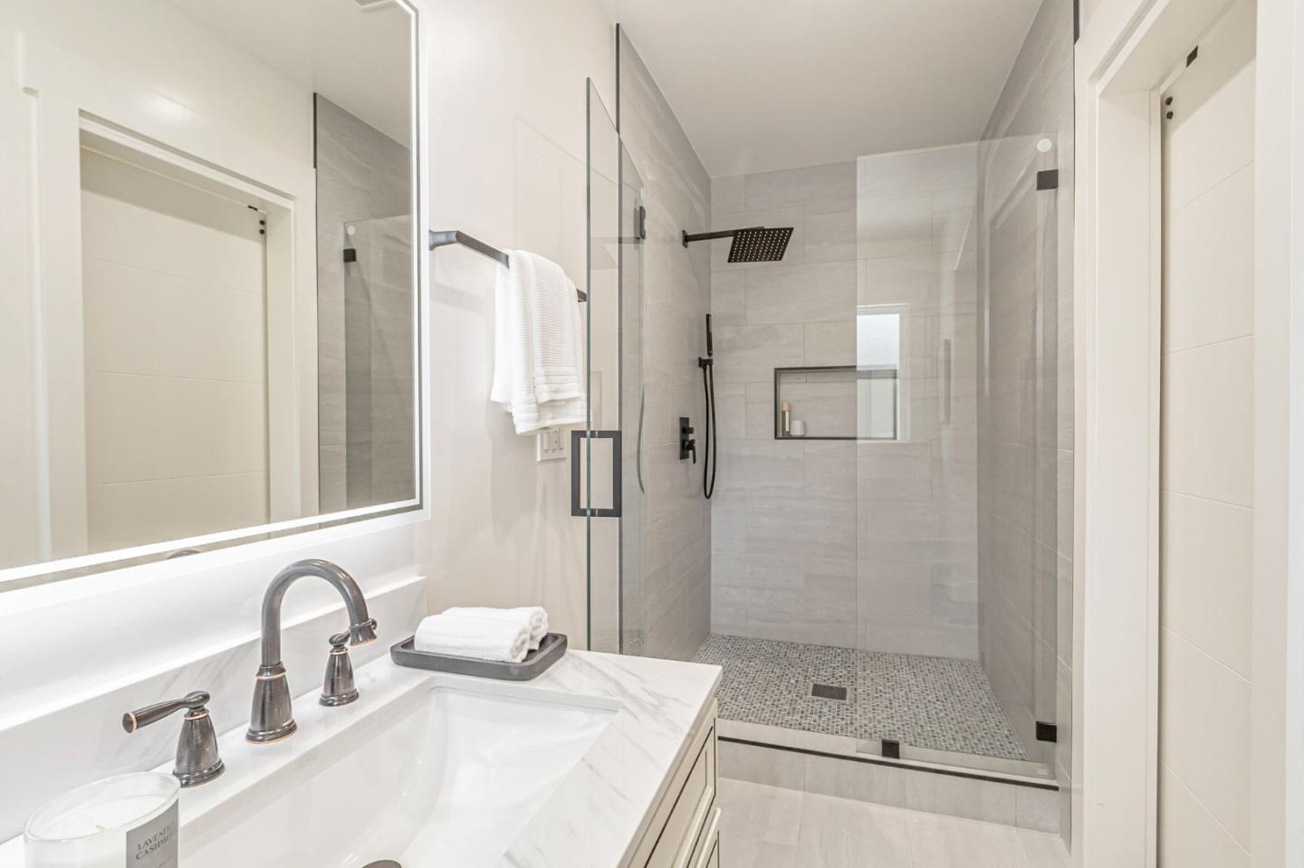 Detail Gallery Image 43 of 56 For 664 Chapman St, San Jose,  CA 95126 - 3 Beds | 2 Baths