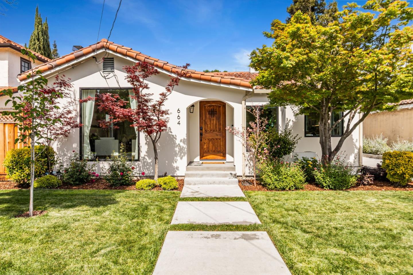 Detail Gallery Image 6 of 56 For 664 Chapman St, San Jose,  CA 95126 - 3 Beds | 2 Baths