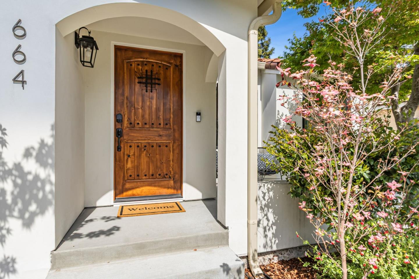 Detail Gallery Image 8 of 56 For 664 Chapman St, San Jose,  CA 95126 - 3 Beds | 2 Baths