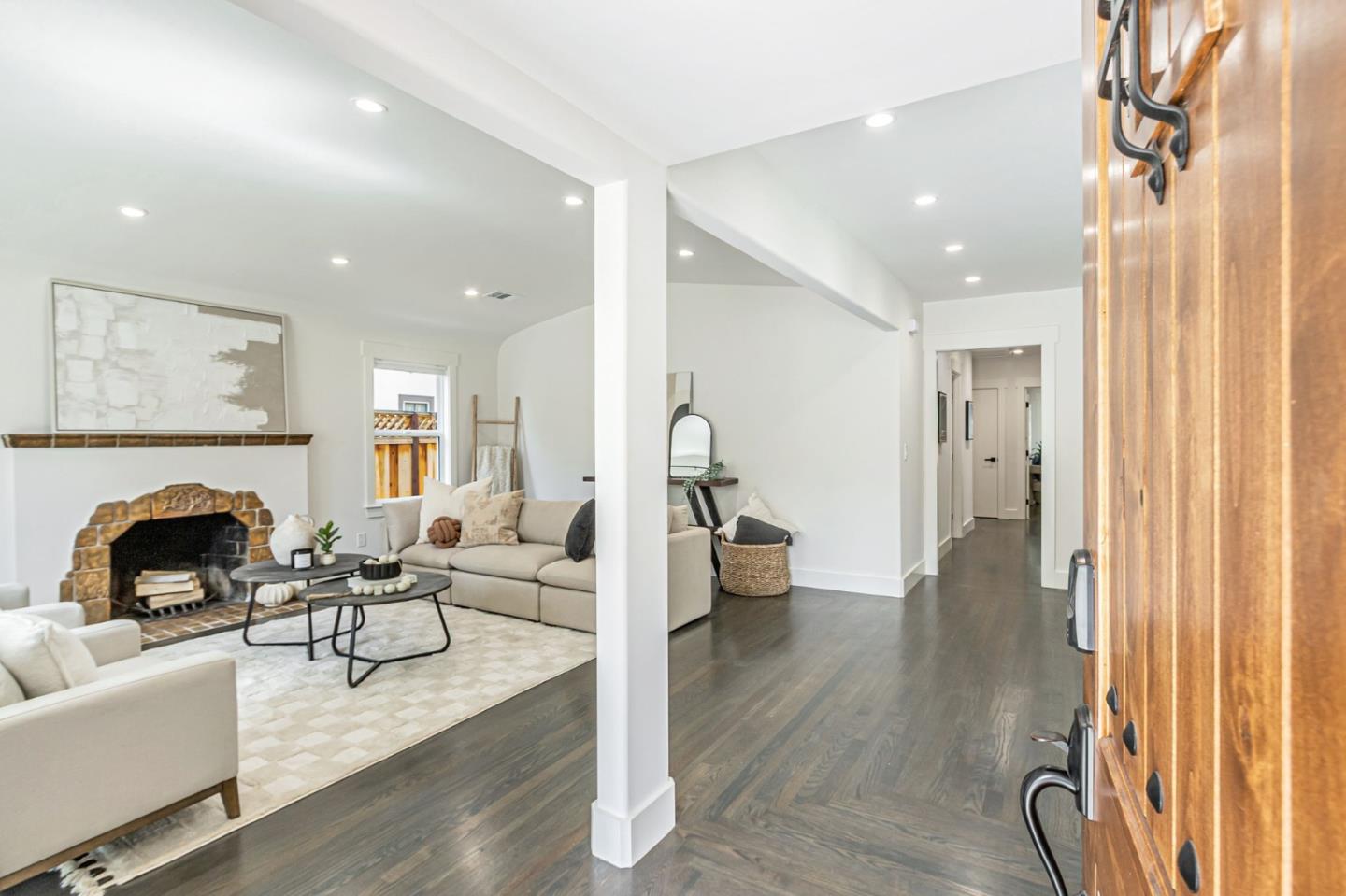 Detail Gallery Image 9 of 56 For 664 Chapman St, San Jose,  CA 95126 - 3 Beds | 2 Baths