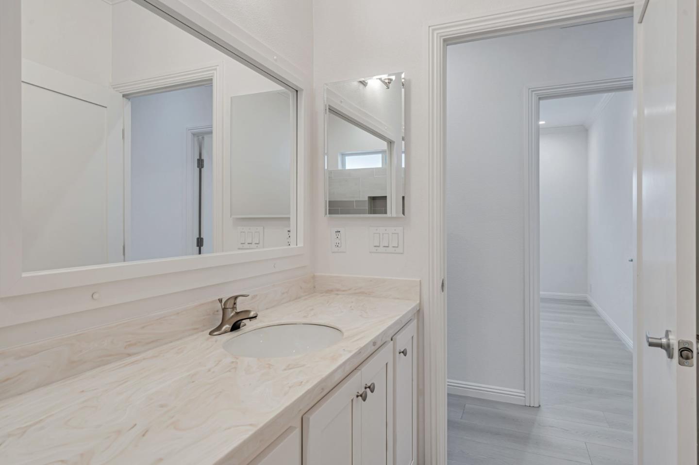 Detail Gallery Image 17 of 37 For 238 Chateau La Salle Dr #238,  San Jose,  CA 95111 - 3 Beds | 3 Baths