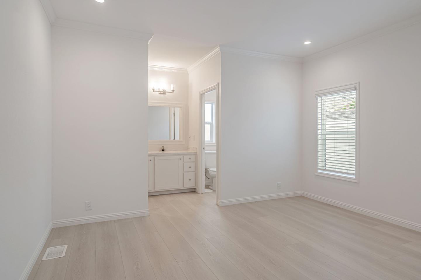 Detail Gallery Image 20 of 37 For 238 Chateau La Salle Dr #238,  San Jose,  CA 95111 - 3 Beds | 3 Baths