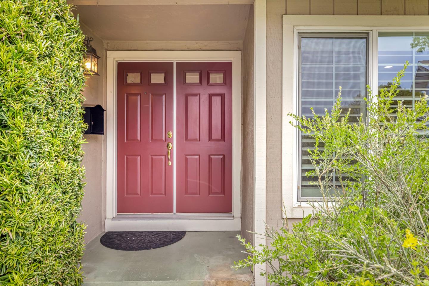 Detail Gallery Image 4 of 25 For 464 Edelweiss Dr, San Jose,  CA 95136 - 3 Beds | 2 Baths