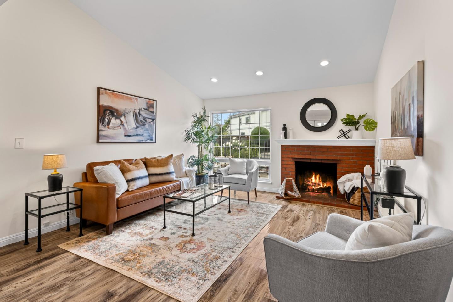 Detail Gallery Image 5 of 25 For 464 Edelweiss Dr, San Jose,  CA 95136 - 3 Beds | 2 Baths