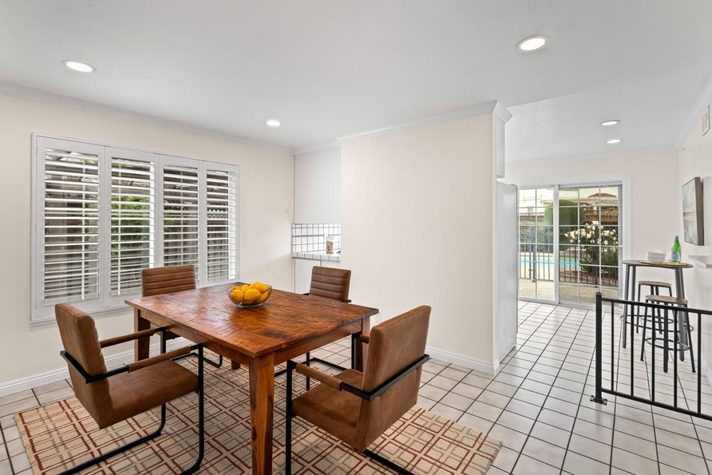 Detail Gallery Image 8 of 25 For 464 Edelweiss Dr, San Jose,  CA 95136 - 3 Beds | 2 Baths