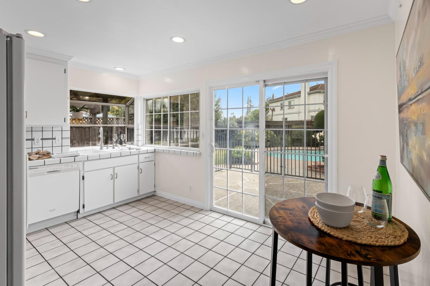 Detail Gallery Image 9 of 25 For 464 Edelweiss Dr, San Jose,  CA 95136 - 3 Beds | 2 Baths