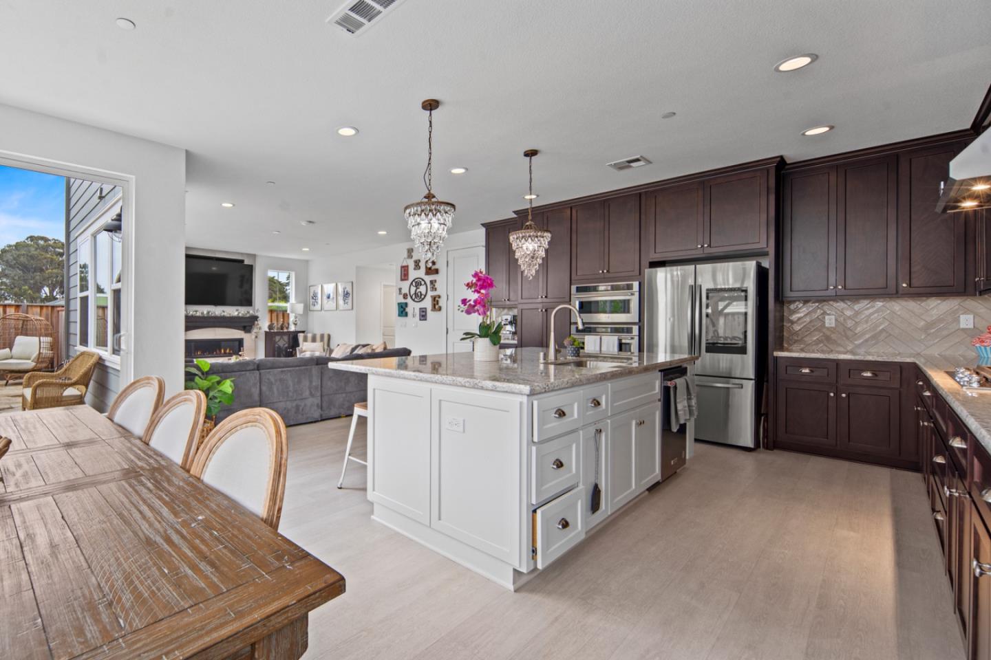 Detail Gallery Image 12 of 41 For 287 Skyview Dr, Marina,  CA 93933 - 3 Beds | 2/1 Baths