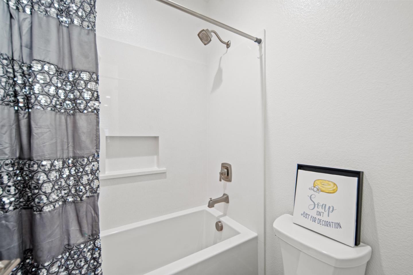 Detail Gallery Image 27 of 41 For 287 Skyview Dr, Marina,  CA 93933 - 3 Beds | 2/1 Baths