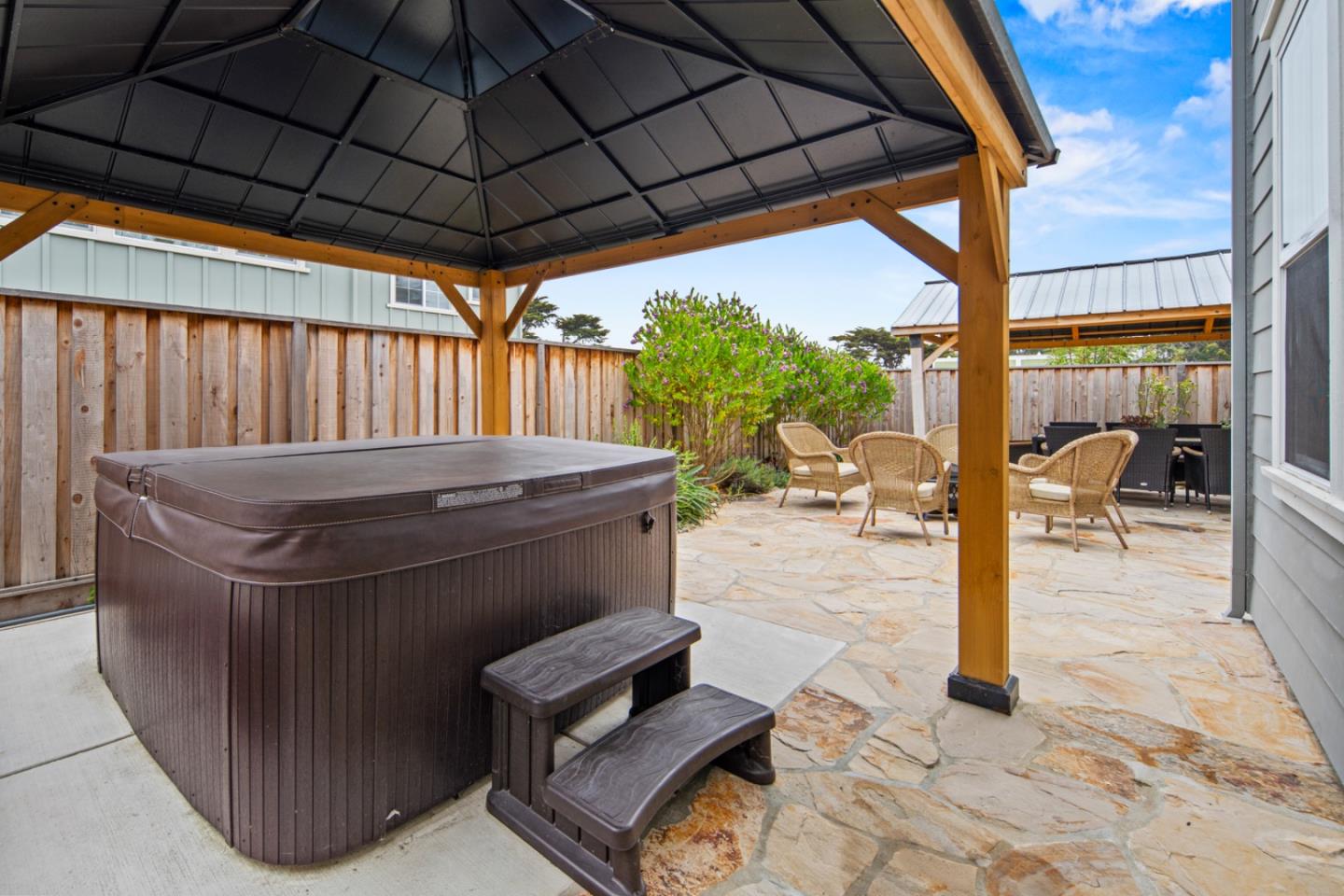Detail Gallery Image 33 of 41 For 287 Skyview Dr, Marina,  CA 93933 - 3 Beds | 2/1 Baths