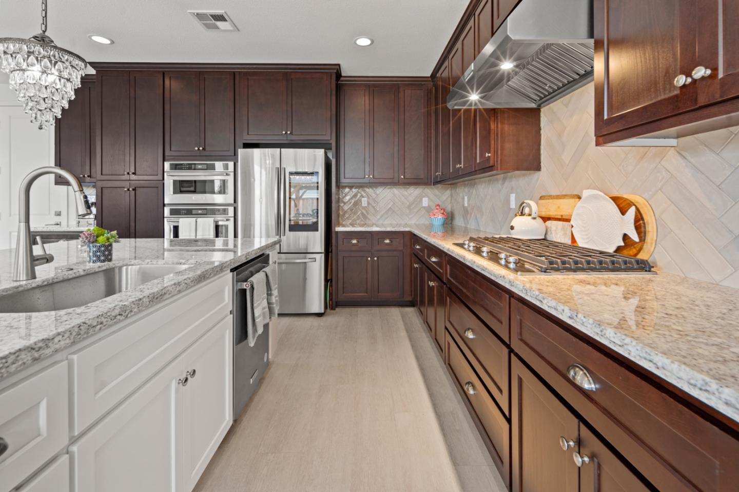 Detail Gallery Image 9 of 41 For 287 Skyview Dr, Marina,  CA 93933 - 3 Beds | 2/1 Baths